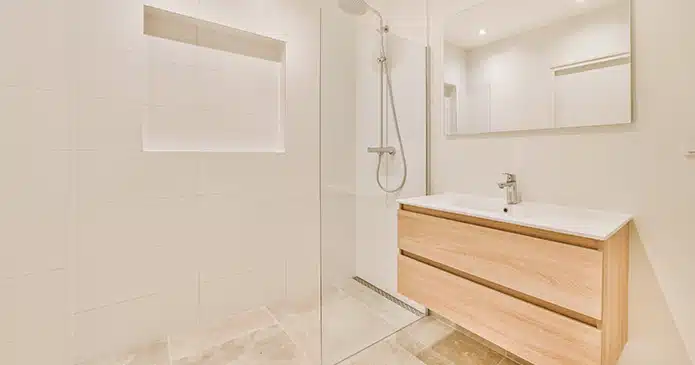 Une salle de bain rénovée